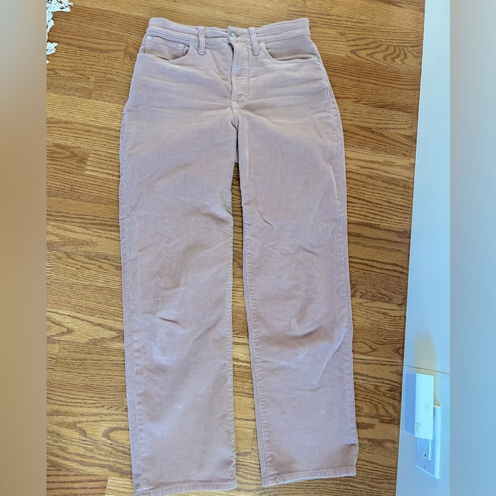 Madewell Corduroys in mauve/pink - Perfect Vintage Straight. Size 27.